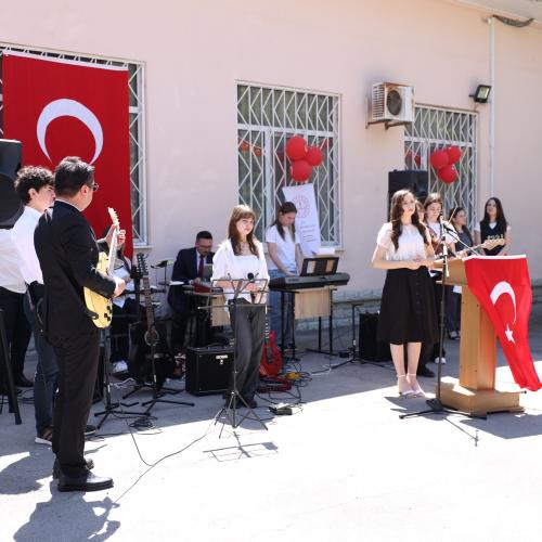 19 мая - День молодежи и спорта в Турции 