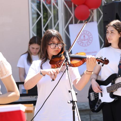 19 мая - День молодежи и спорта в Турции 